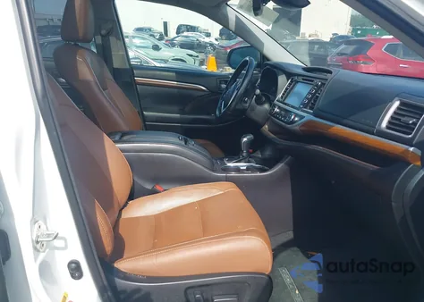 2018 Toyota Highlander Limited Platinum from USA, damaged, VIN 5TDYZRFH2JS285437